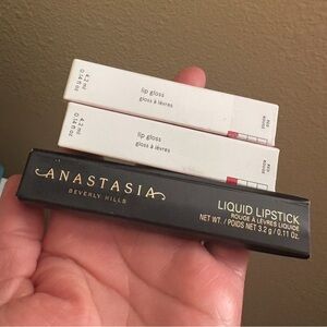 Anastasia Beverly Hills Lip Gloss and Glossoer Lip Gloss Brand New Bever Opened